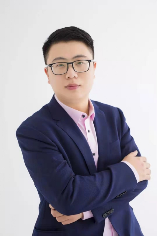 周的第二张照片--大连相亲服务中心