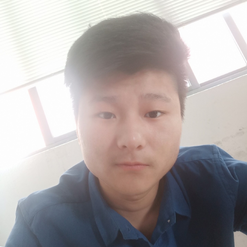 小小先生的第一张照片--大连相亲服务中心