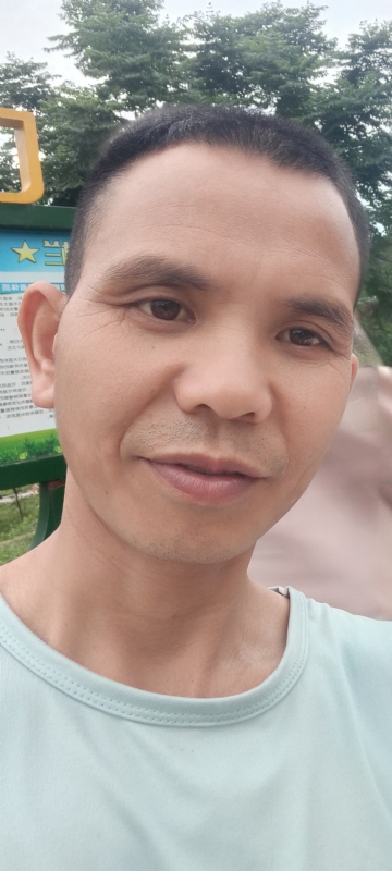 找个相爱的人结婚的第一张照片--大连相亲服务中心