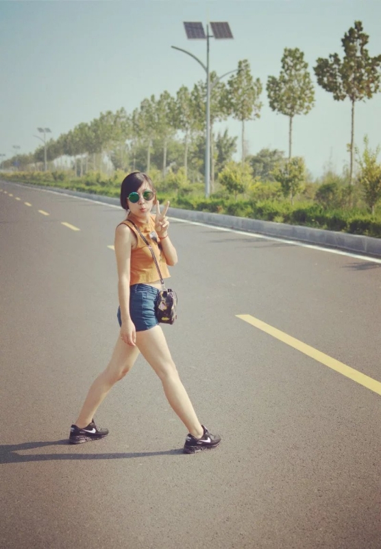 尤尤的第一张照片--大连相亲服务中心