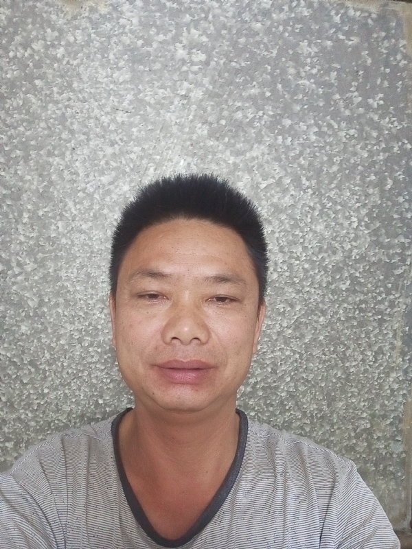 白茫茫的第一张照片--大连相亲服务中心