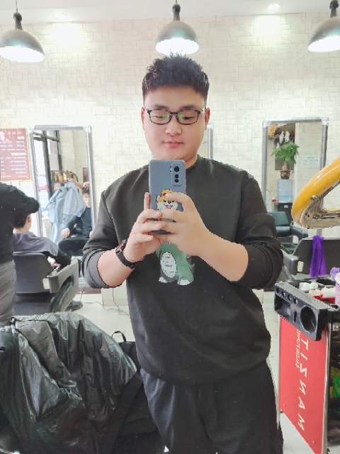 不吃香菜的第一张照片--大连相亲服务中心