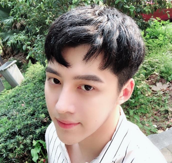 alading的第一张照片--大连相亲服务中心