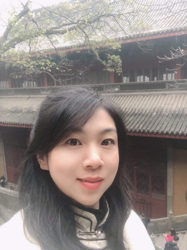 心既理的第一张照片--大连相亲服务中心