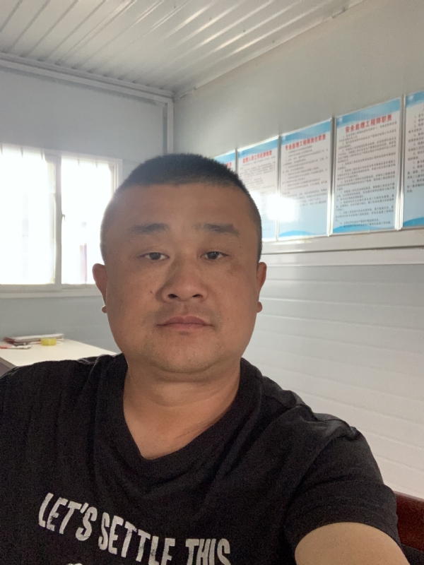 丘山??的第一张照片--大连相亲服务中心