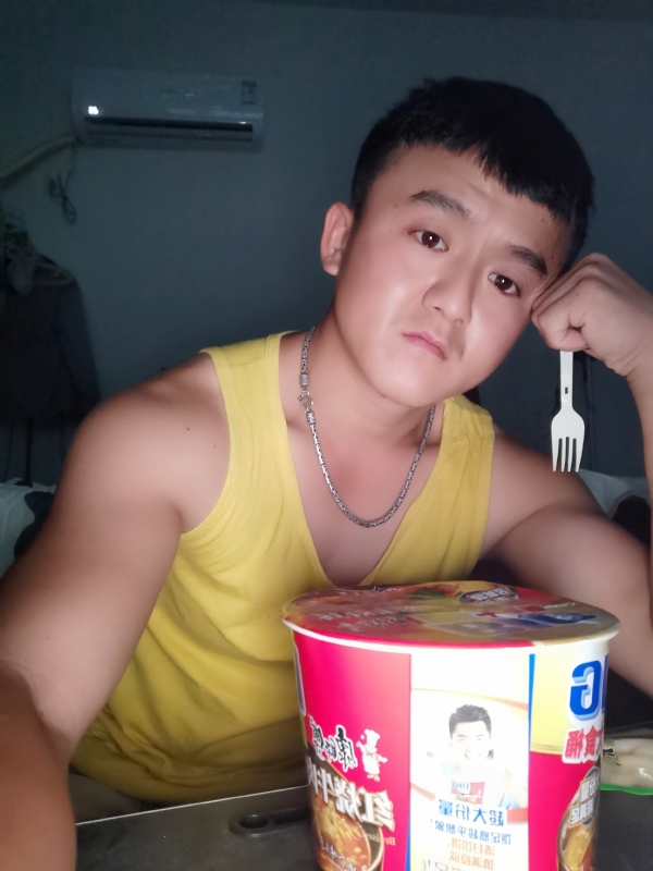 飞飞的第二张照片--大连相亲服务中心