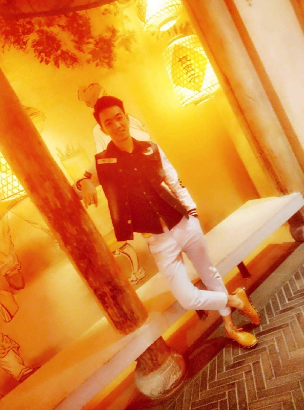 滞后的微笑的第四张照片--大连相亲服务中心