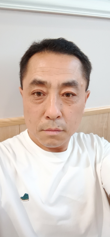 大漠孤烟的第一张照片--大连相亲服务中心