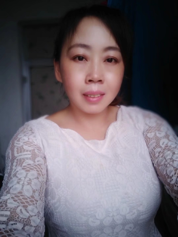 笑看人生的第一张照片--大连相亲服务中心