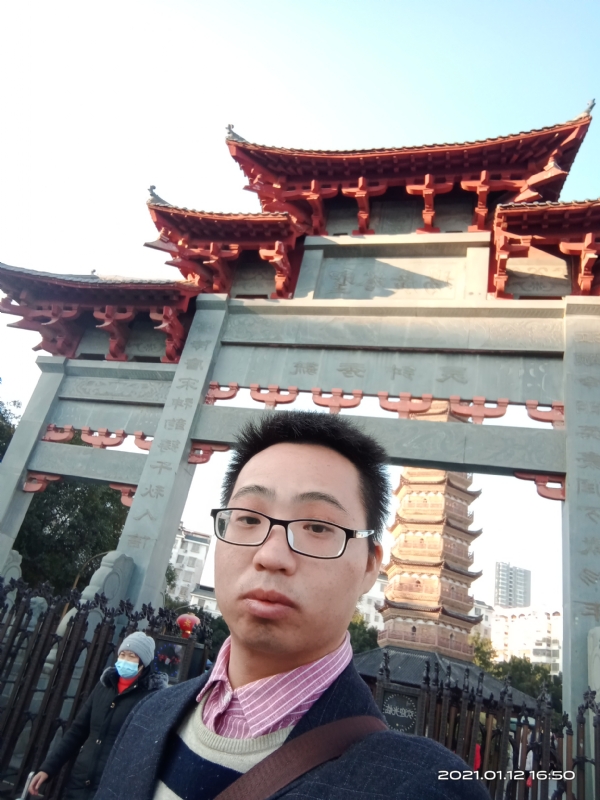 碧血丹心的第一张照片--大连相亲服务中心