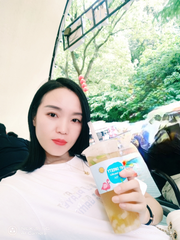 鱼鱼的第一张照片--大连相亲服务中心