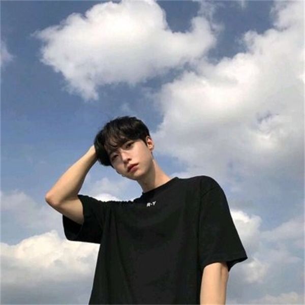 不忘初心的第一张照片--大连相亲服务中心