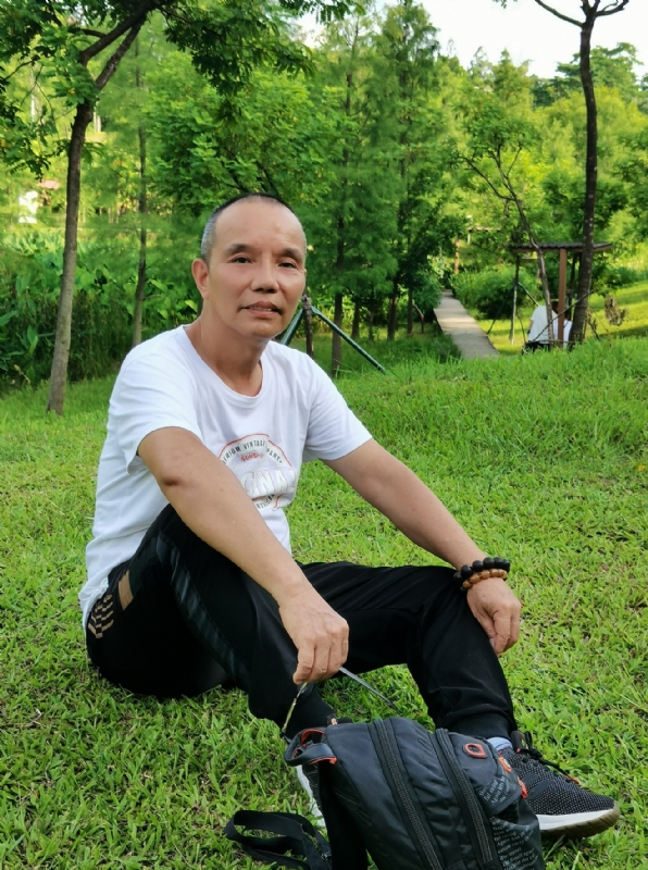 稳重大方的第二张照片--大连相亲服务中心