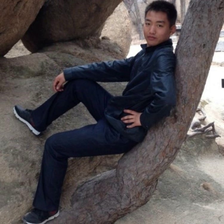 哥不帅但很坏的第一张照片--大连相亲服务中心