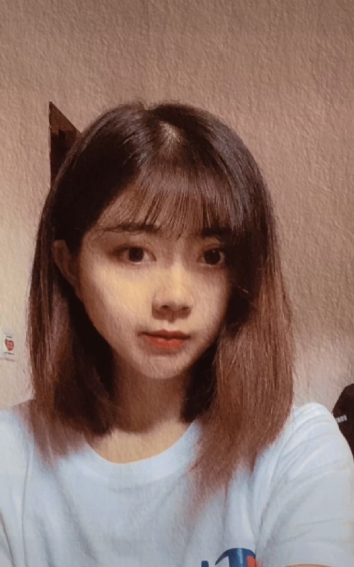 教幼儿园的羊羊老师的第一张照片--大连相亲服务中心