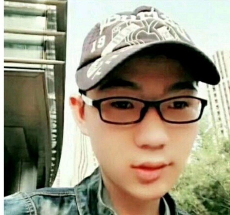 小霪虫的第三张照片--大连相亲服务中心