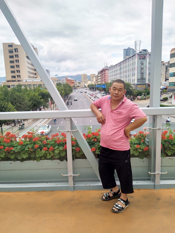 真诚的第一张照片--大连相亲服务中心