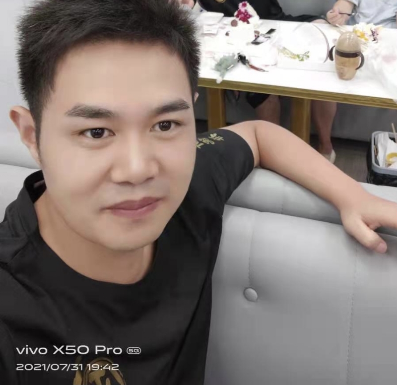 阳洋杨的第一张照片--大连相亲服务中心