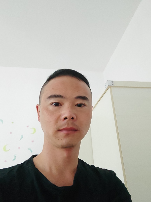 浪迹天涯沈沫的第一张照片--大连相亲服务中心