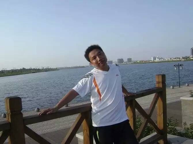 才乡痴情的第二张照片--大连相亲服务中心