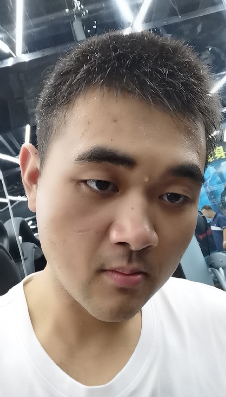 回眸一笑的第二张照片--大连相亲服务中心