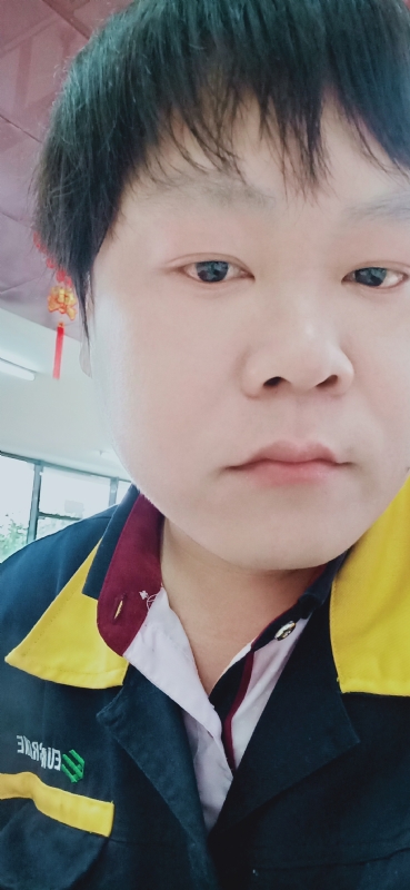 三哥哥的第一张照片--大连相亲服务中心