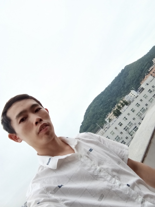 会飞的鱼的第一张照片--大连相亲服务中心