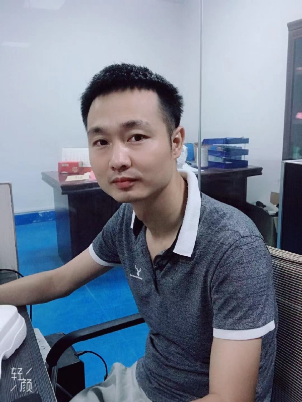 不忘初心的第一张照片--大连相亲服务中心