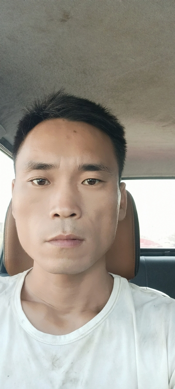 石头的第一张照片--大连相亲服务中心