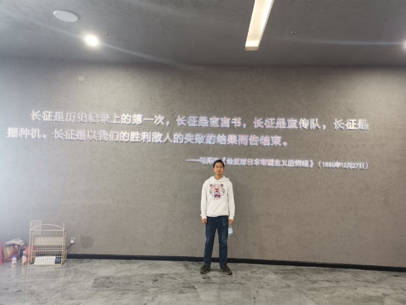 踏浪而来的第一张照片--大连相亲服务中心