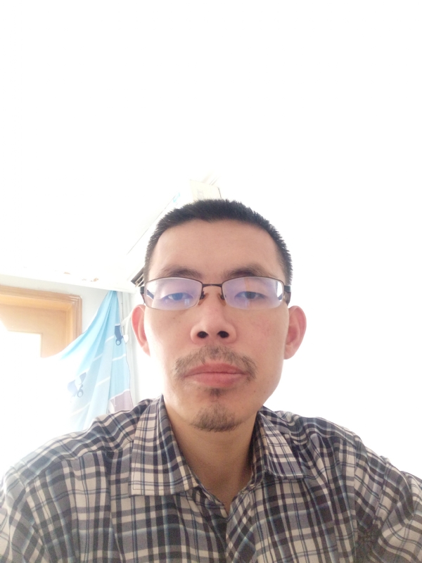 芳华的第一张照片--大连相亲服务中心