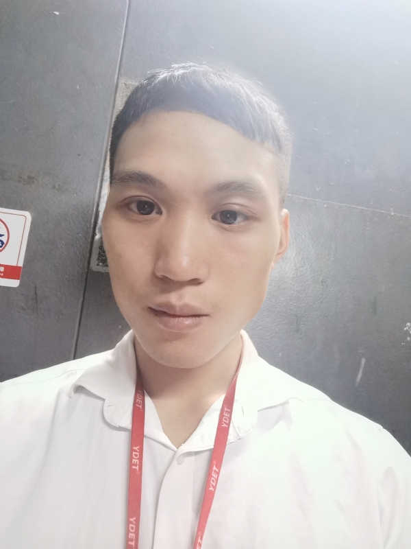 不离不弃的第一张照片--大连相亲服务中心