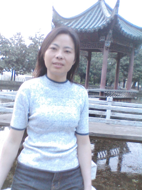 小草的第二张照片--大连相亲服务中心