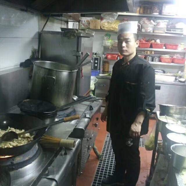 珍惜才配拥有的第一张照片--大连相亲服务中心