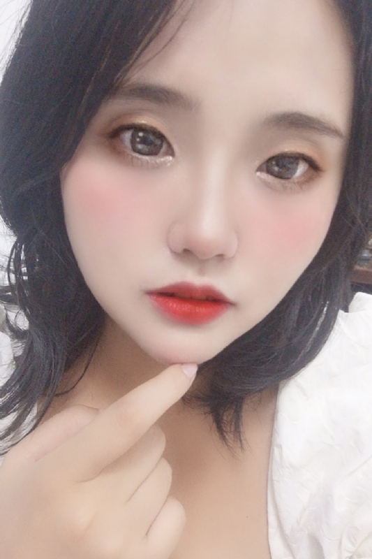 妮妮的第二张照片--大连相亲服务中心