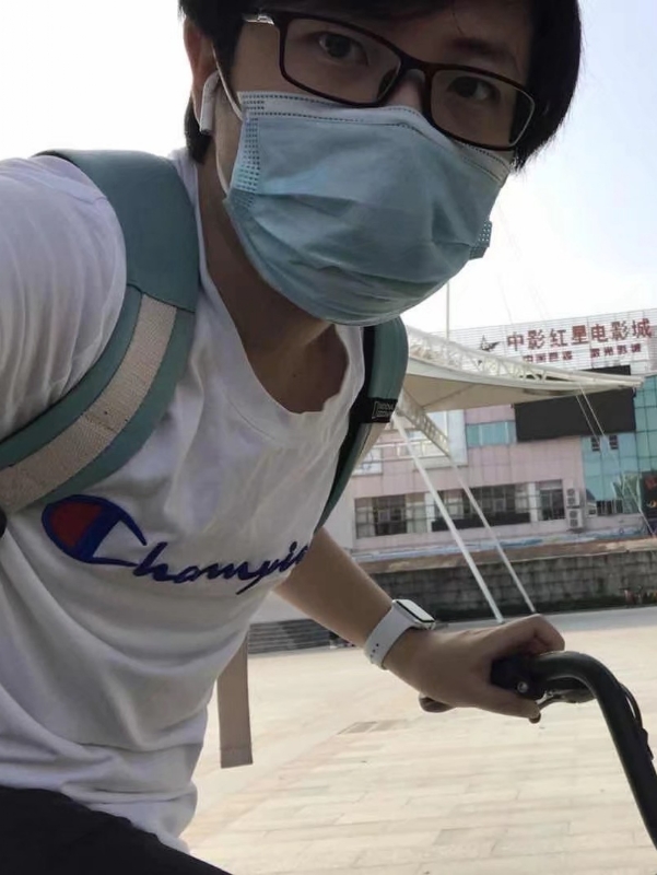 丁先生的第二张照片--大连相亲服务中心