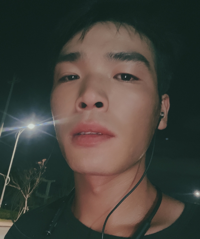 满船清梦压星河的第二张照片--大连相亲服务中心