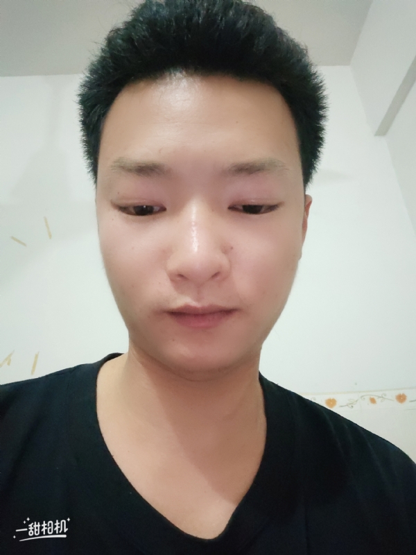 孤狼的第二张照片--大连相亲服务中心