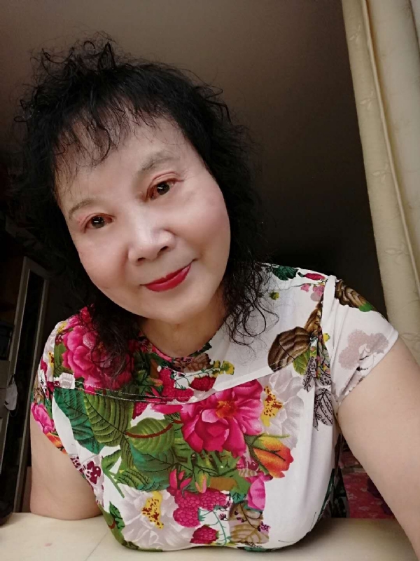 晚霞的第一张照片--大连相亲服务中心