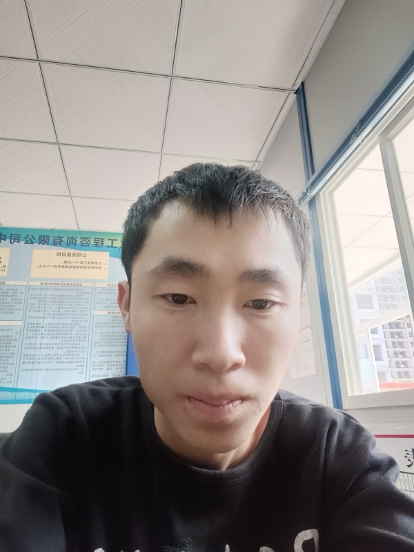 小哥哥的第二张照片--大连相亲服务中心