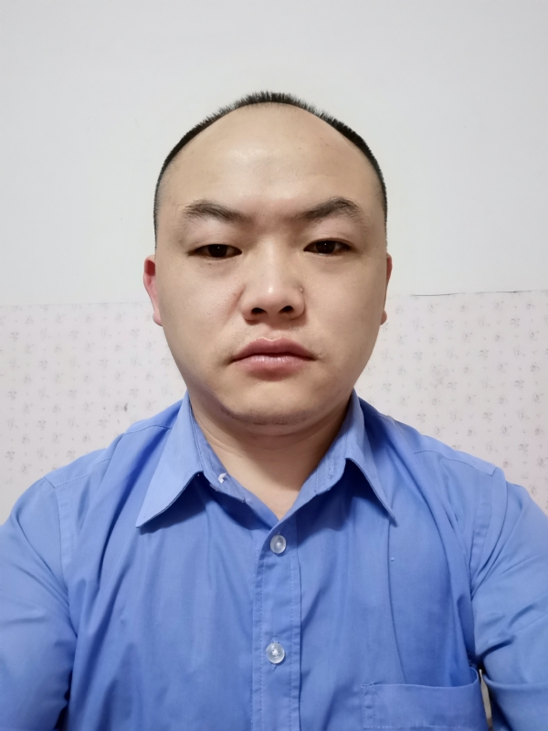 与子携老的第一张照片--大连相亲服务中心