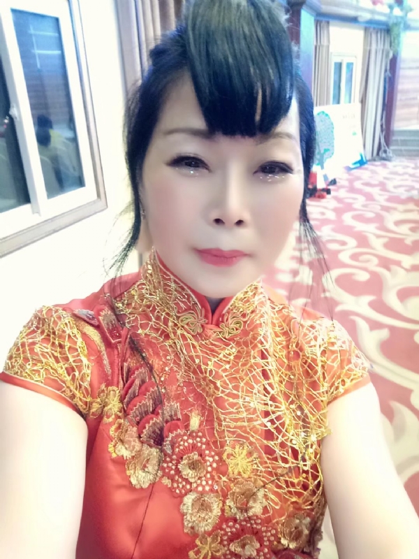 冰雪的第一张照片--大连相亲服务中心