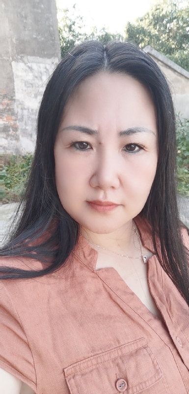 乖乖一女的第二张照片--大连相亲服务中心