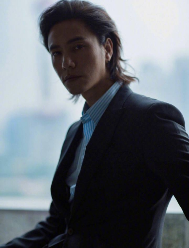 李嘉廷的第三张照片--大连相亲服务中心