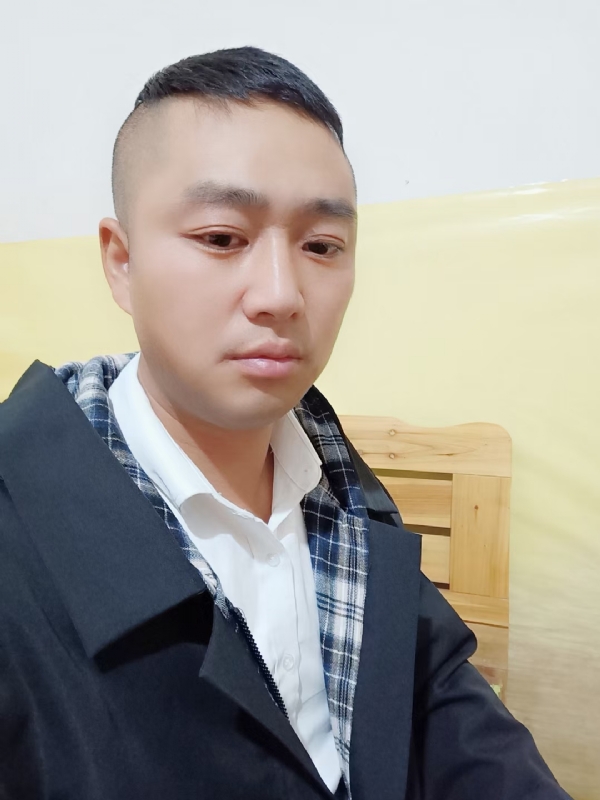 小天的第一张照片--大连相亲服务中心