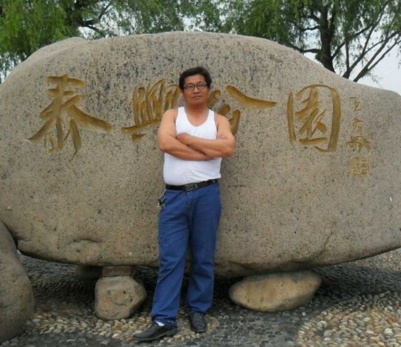 黑哥的第一张照片--大连相亲服务中心