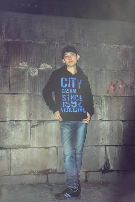 黄渊军的第一张照片--大连相亲服务中心