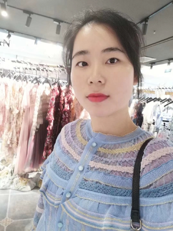 团笑的第一张照片--大连相亲服务中心