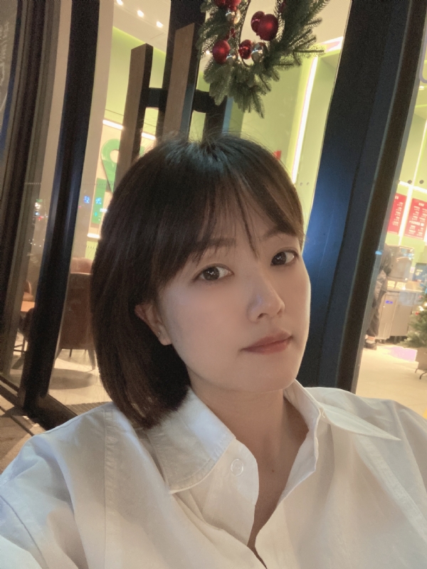 笑笑girl的第一张照片--大连相亲服务中心