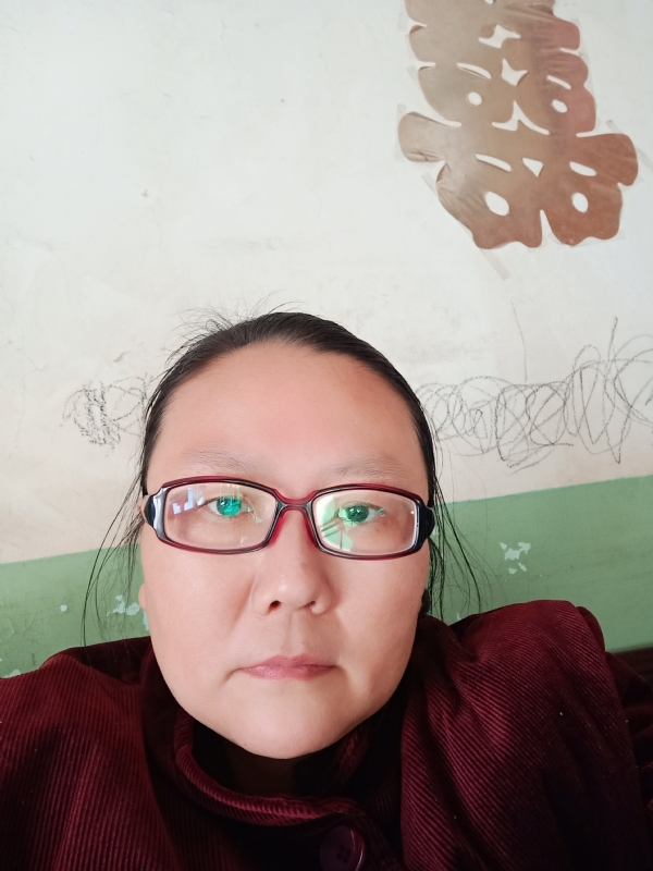 苦乐的第三张照片--大连相亲服务中心